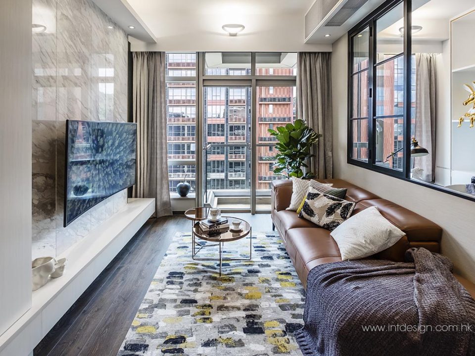 Romo Murano Sunflower Rug in The Horizon's Living Room